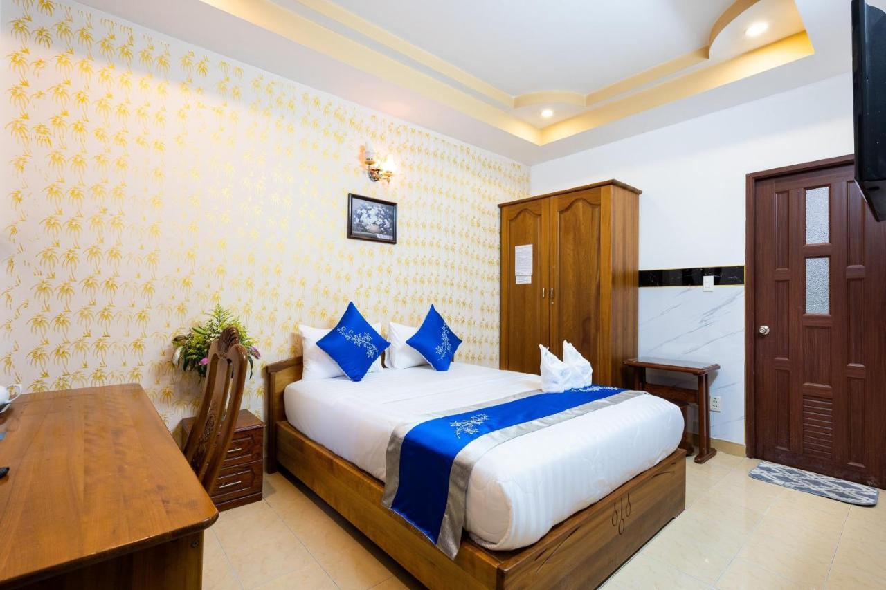 Khach San Hong Phat Hô Chi Minh-Ville Extérieur photo